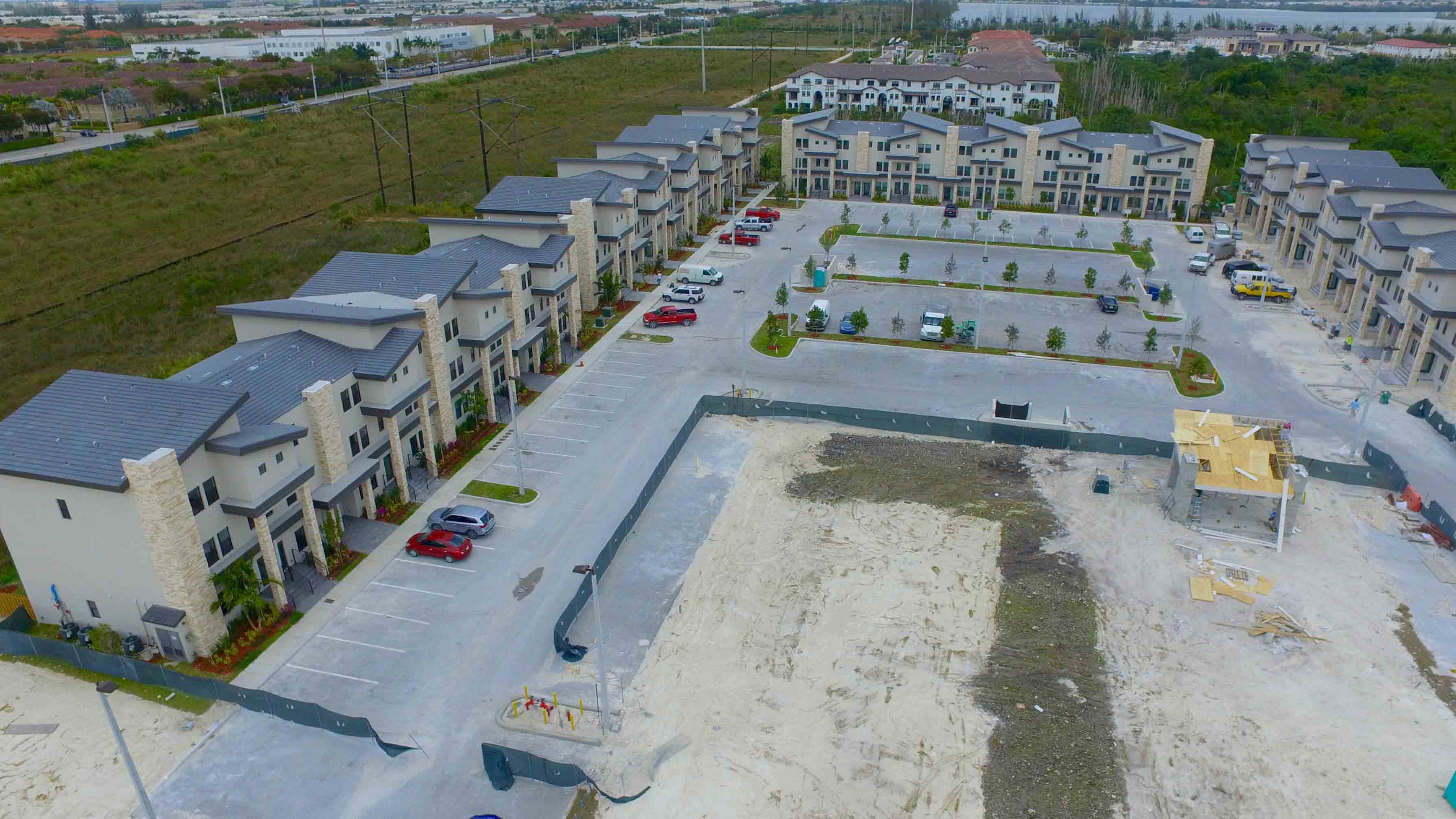 Grand Bay South Doral PhorcysBuilders Corp.
