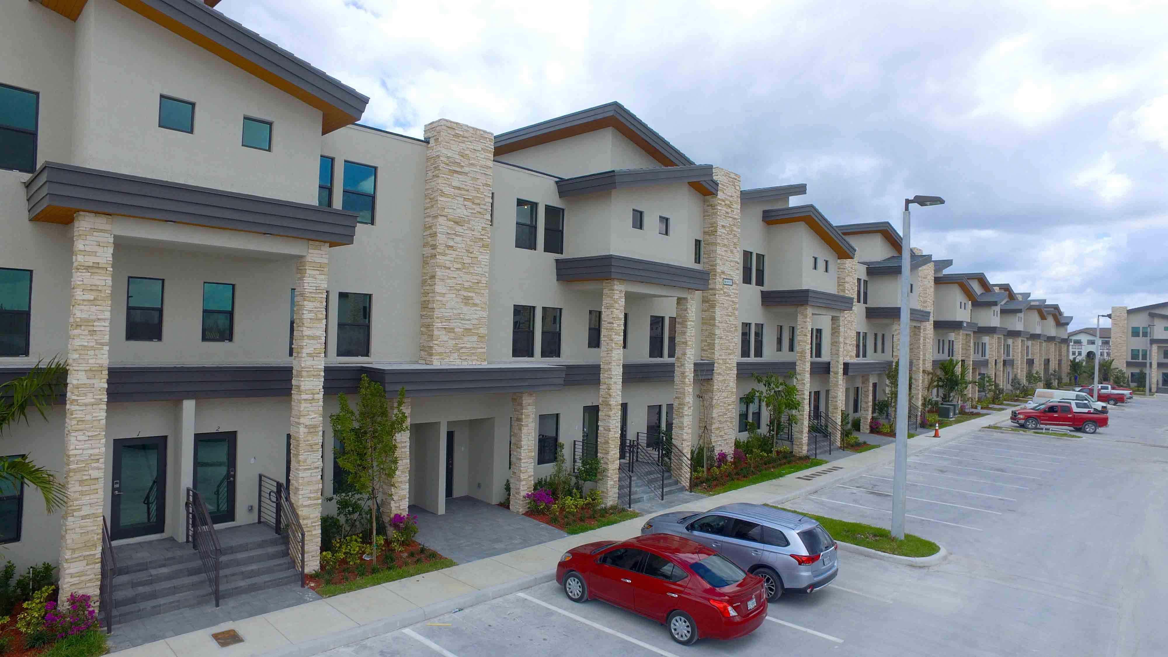 Grand Bay South Doral PhorcysBuilders Corp.