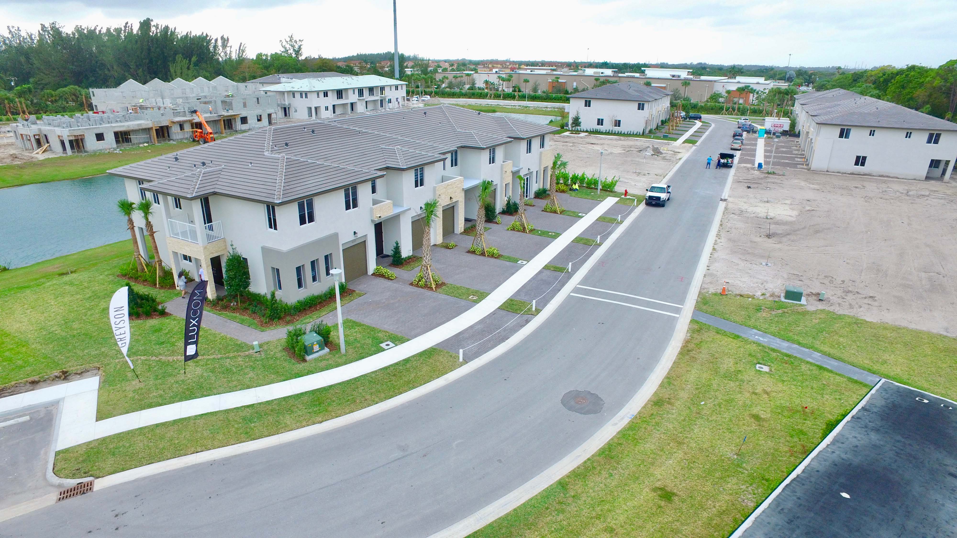 Greyson - PhorcysBuilders Corp.